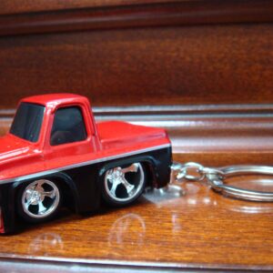* NEW * 1987 87 CHEVROLET SILVERADO C10 TRUCK KEYCHAIN AUTOMOTIVE KEY CHAIN