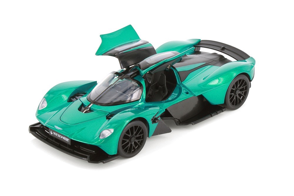 2024 Aston Martin Valkyrie 1/24 Scale Diecast Model by Showcasts - GREEN - Image 2