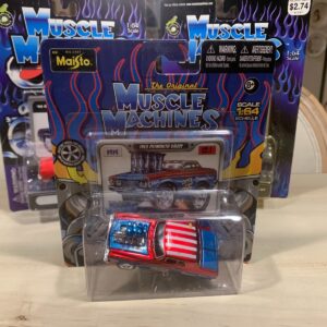 Maisto Muscle Machines 1963 Plymouth Savoy Stars & Stripes 1:64 Diecast