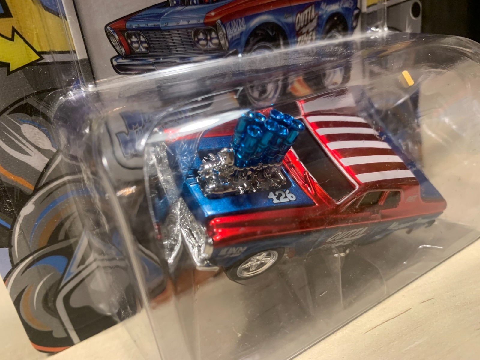 Maisto Muscle Machines 1963 Plymouth Savoy Stars & Stripes 1:64 Diecast - Image 3