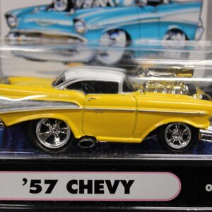 MUSCLE MACHINES - '57 CHEVY - 01-68 - FUNLINE MERCHANDISE