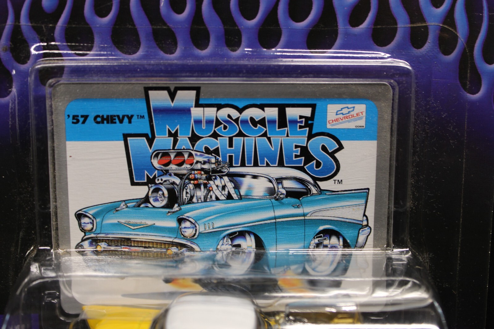 MUSCLE MACHINES - '57 CHEVY - 01-68 - FUNLINE MERCHANDISE - Image 4