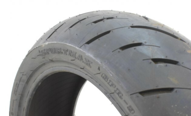 Dunlop GPR 300 180/55ZR17 Tire Rear Motorcycle 180 55 17 Sportmax 45067394 - Image 3