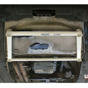 Soporte de miembro de barra inferior delantera Ultra Racing para BMW E53 (X5) 4.4 4x4 1999-2006-