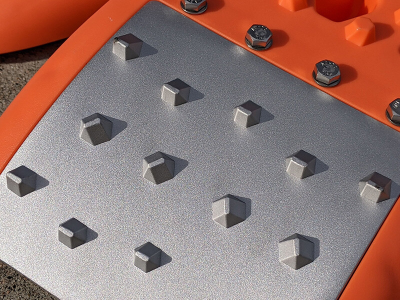 Recovery Board | Aluminum reinforcement | Recovery Tracks | 4x4 Off-Road 4WD - Image 4