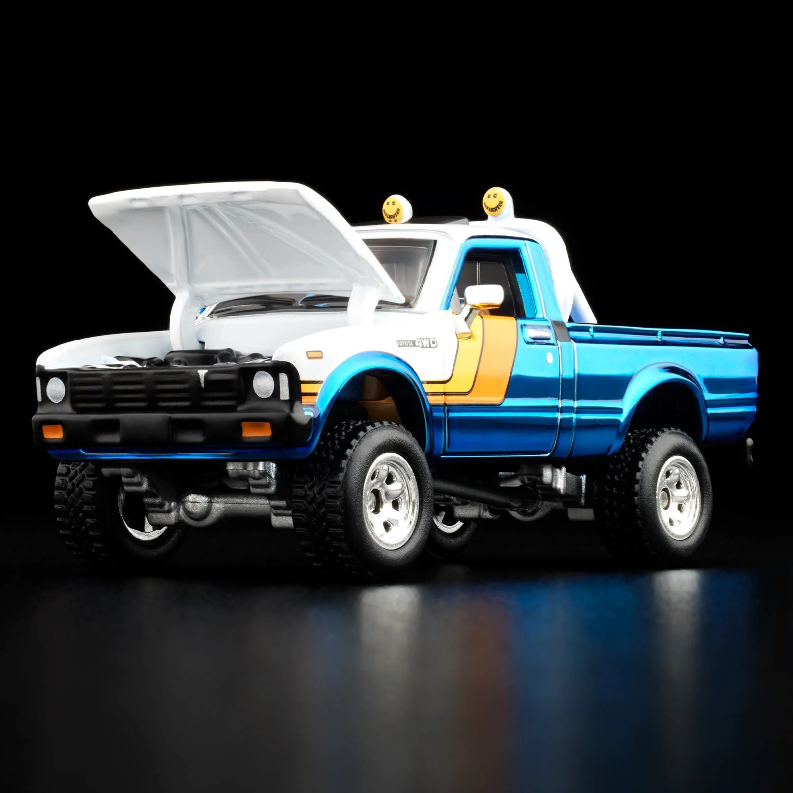 Toyota SR5 2025 Hot Wheels RLC '81 4x4 Spectraflame azul hielo JCP20 SELLADO- - Image 2