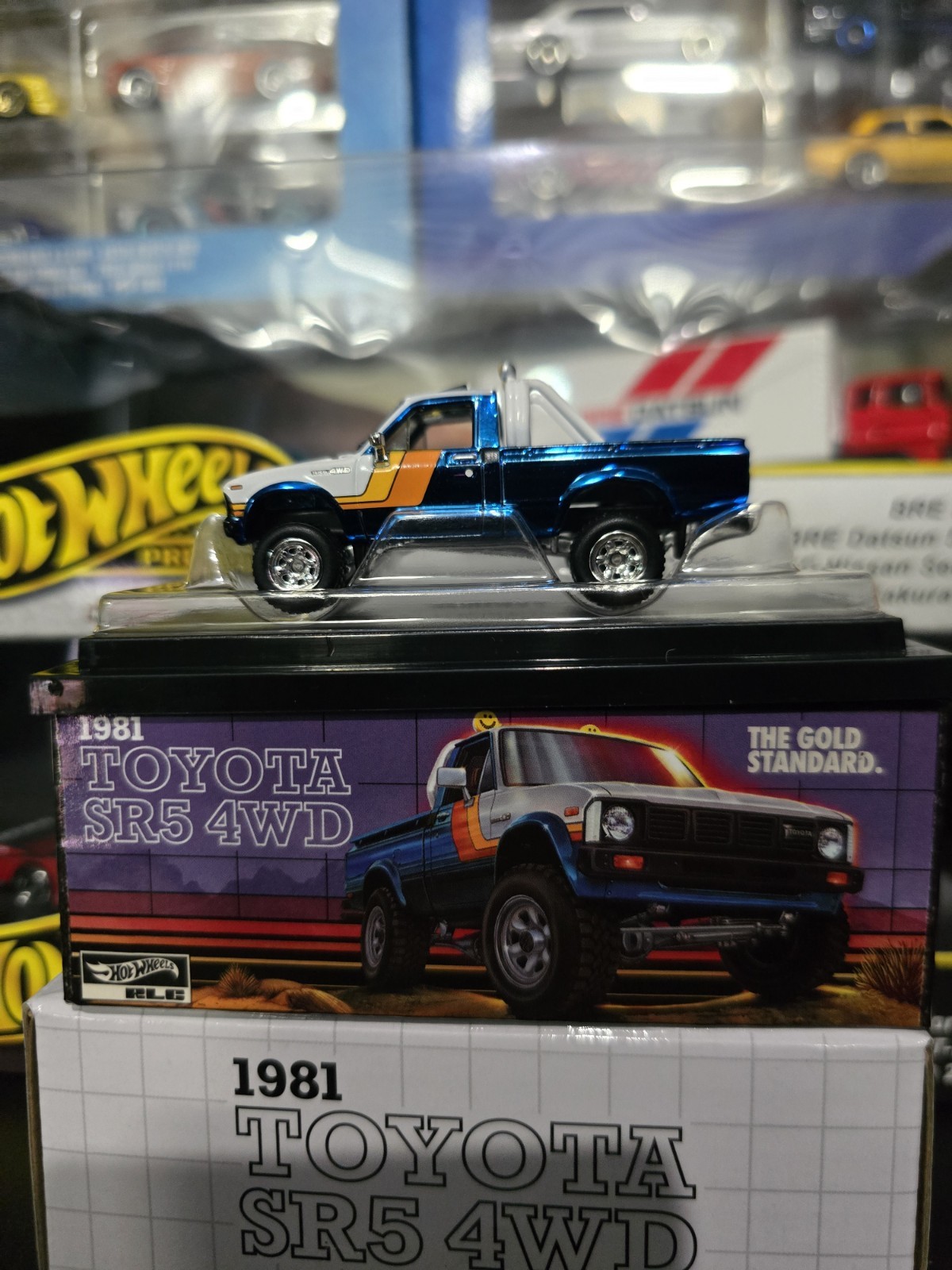 Toyota SR5 4x4 Spectraflame Ice Blue RLC exclusivo de Hot Wheels 🛻’81 -