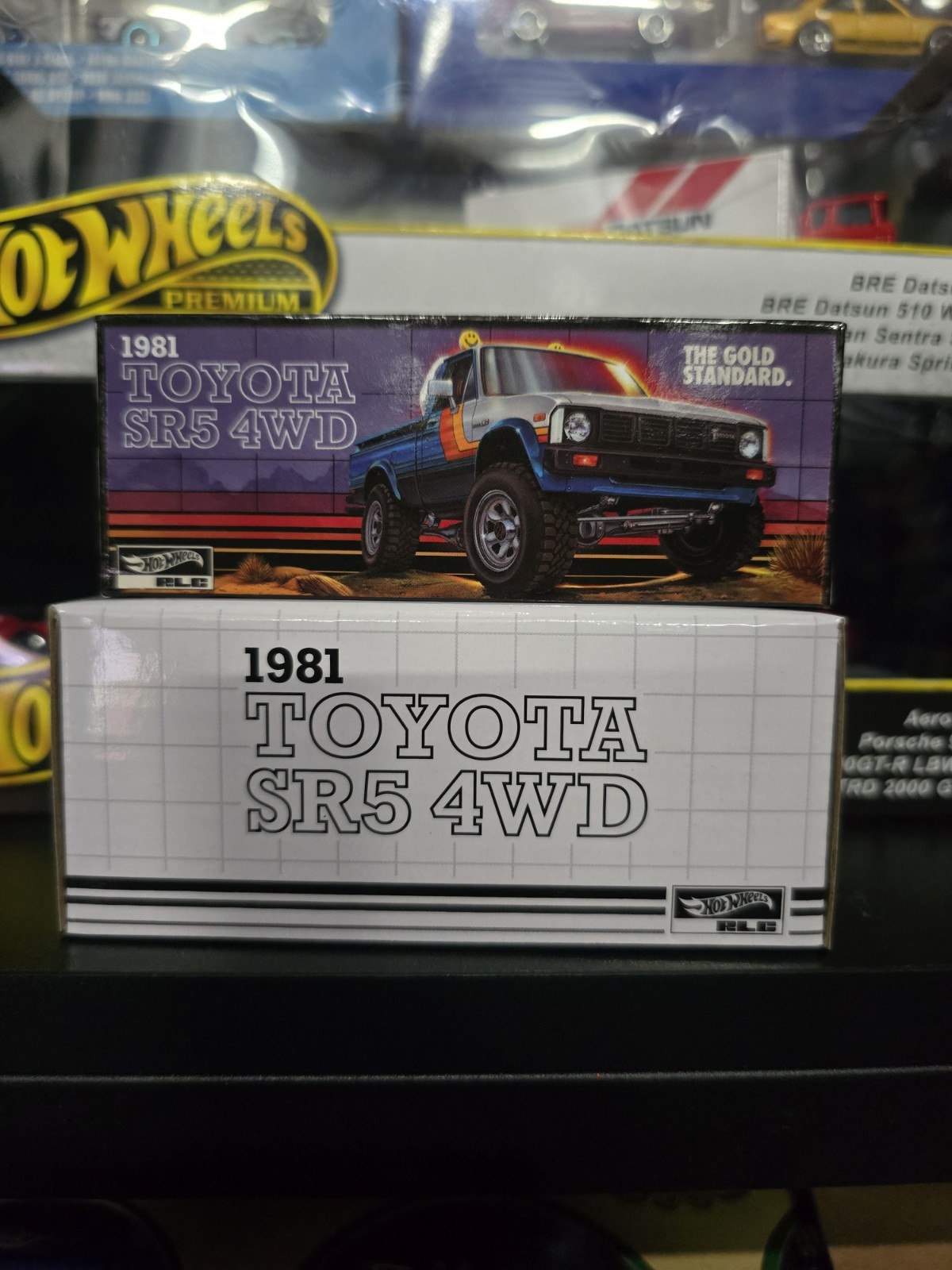 Toyota SR5 4x4 Spectraflame Ice Blue RLC exclusivo de Hot Wheels 🛻’81 - - Image 3