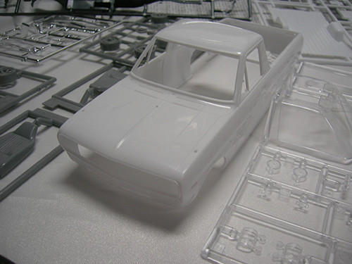 DATSUN Sunny Truck Hasegawa Model kit box 1:24 WHITE B120 1200 Ute Long Body - Image 3