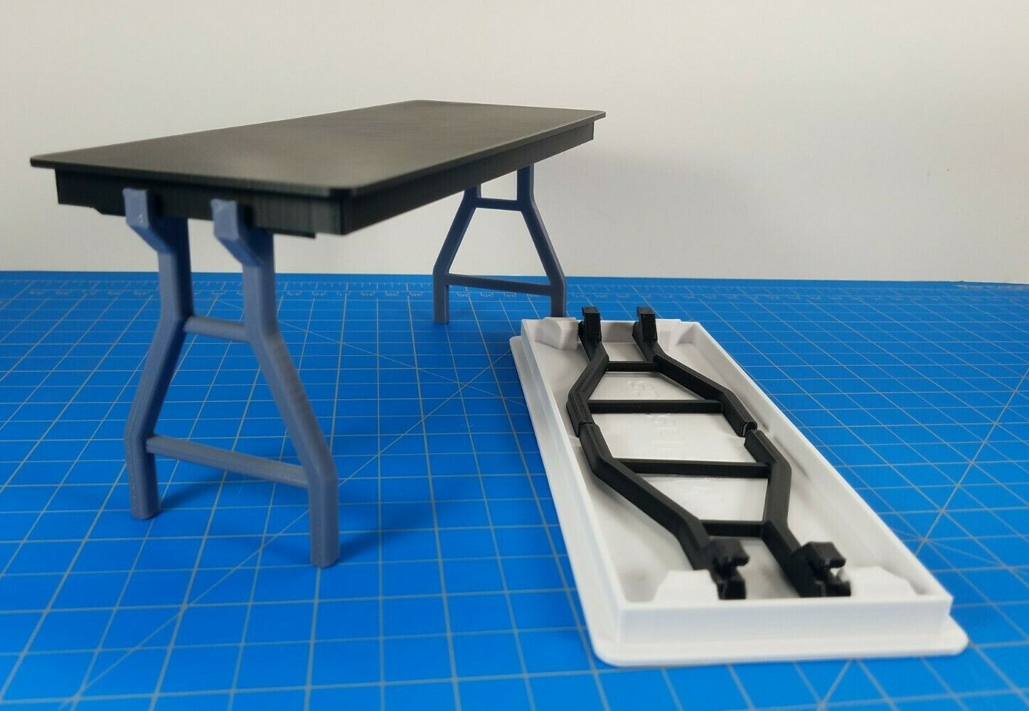 Mesa Plegable Escala 1/10 Patas Plegables Tamaño 3D Impreso Miniatura Accesorio- - Image 2