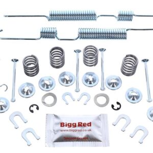 for TOYOTA LANDCRUISER 3.0TD 4WD REAR L & R Drum Brake Shoe Fitting Kit (SH0698)
