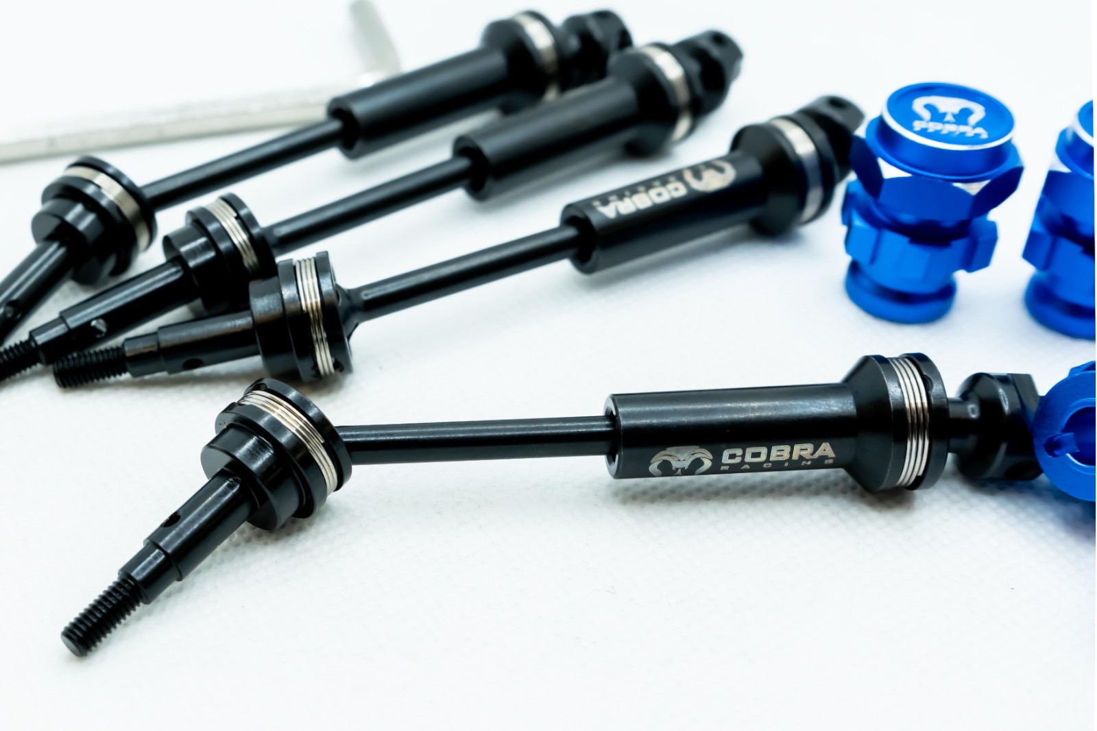 CR - EHD (6mm) Eje de transmisión CVD con adaptador de 17mm para Traxxas 1/10 4x4 - Azul- - Image 3