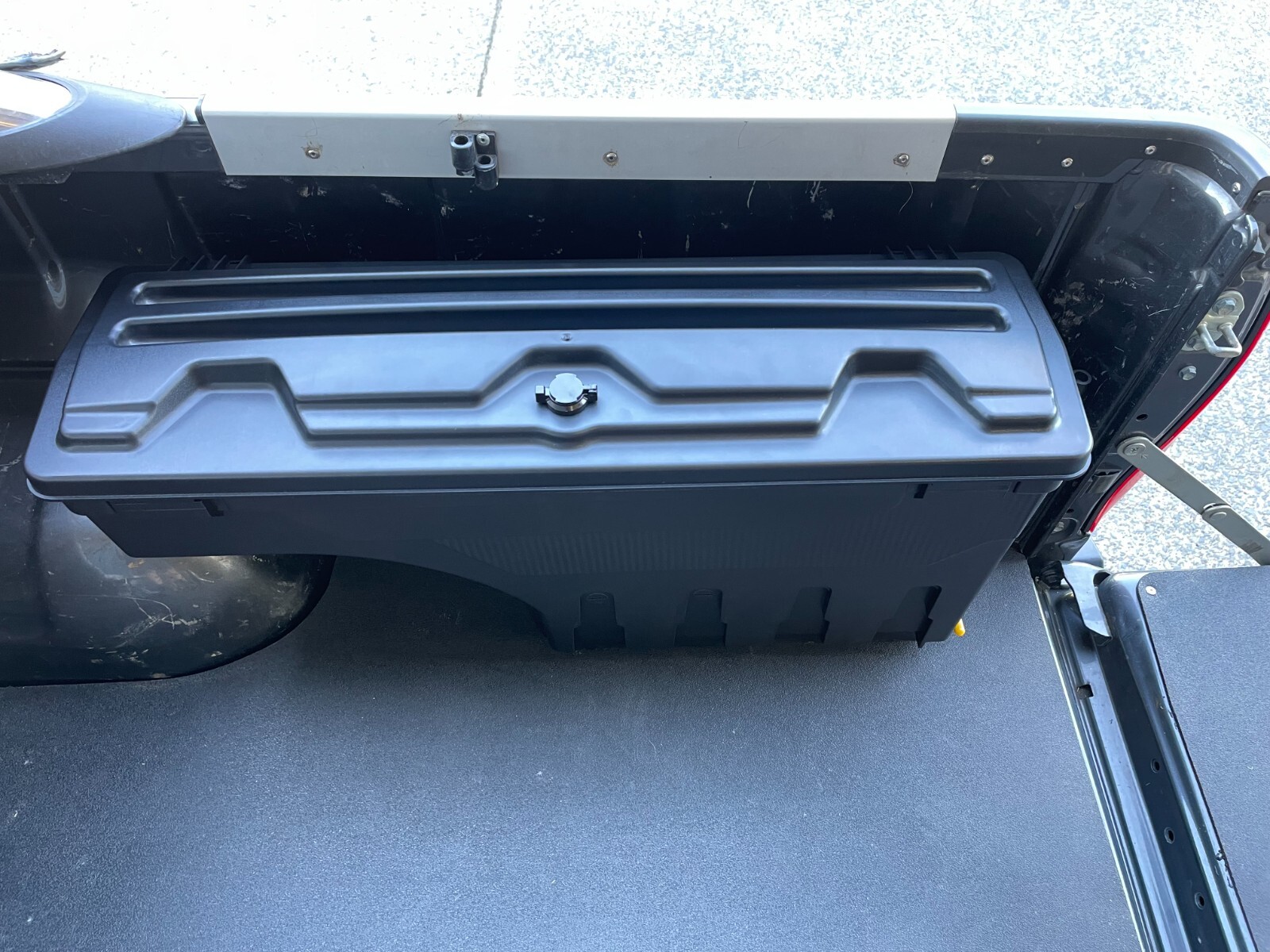 Ute Tub Swing Box Storage fit Toyota Hilux 2015+ N80 Tool Lockable Driver Side - Image 4