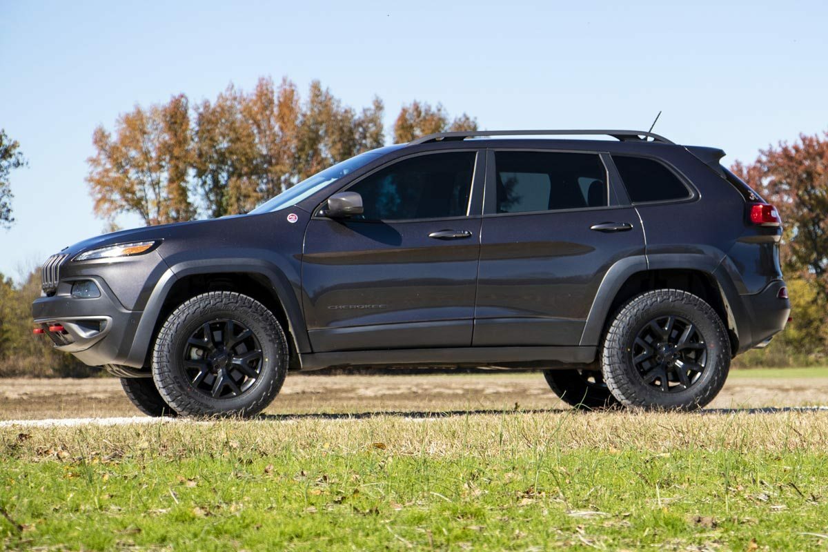 Kit de puntal de elevación Rough Country de 2" para Jeep Cherokee KL 4x4 2014-2023- - Image 3