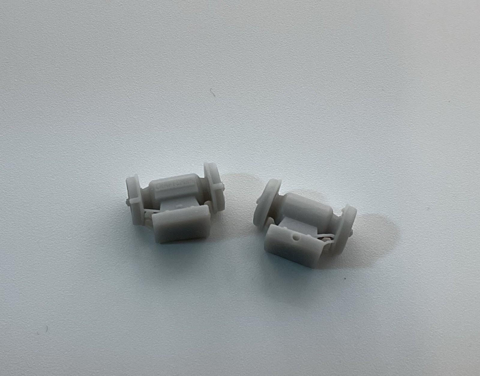 1/25 Scale Bench Grinders High Detail 3D Resin for Garage Shop Dioramas (2-Pack)