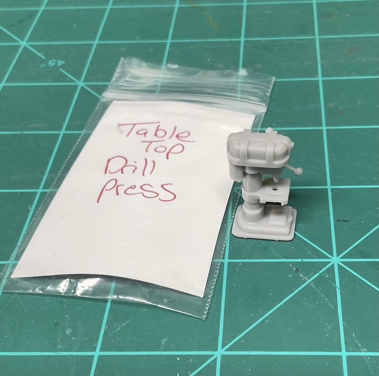 1/25 Scale Table Top Drill Press - High-Detail Resin 3D Printed Shop Diorama - Image 2