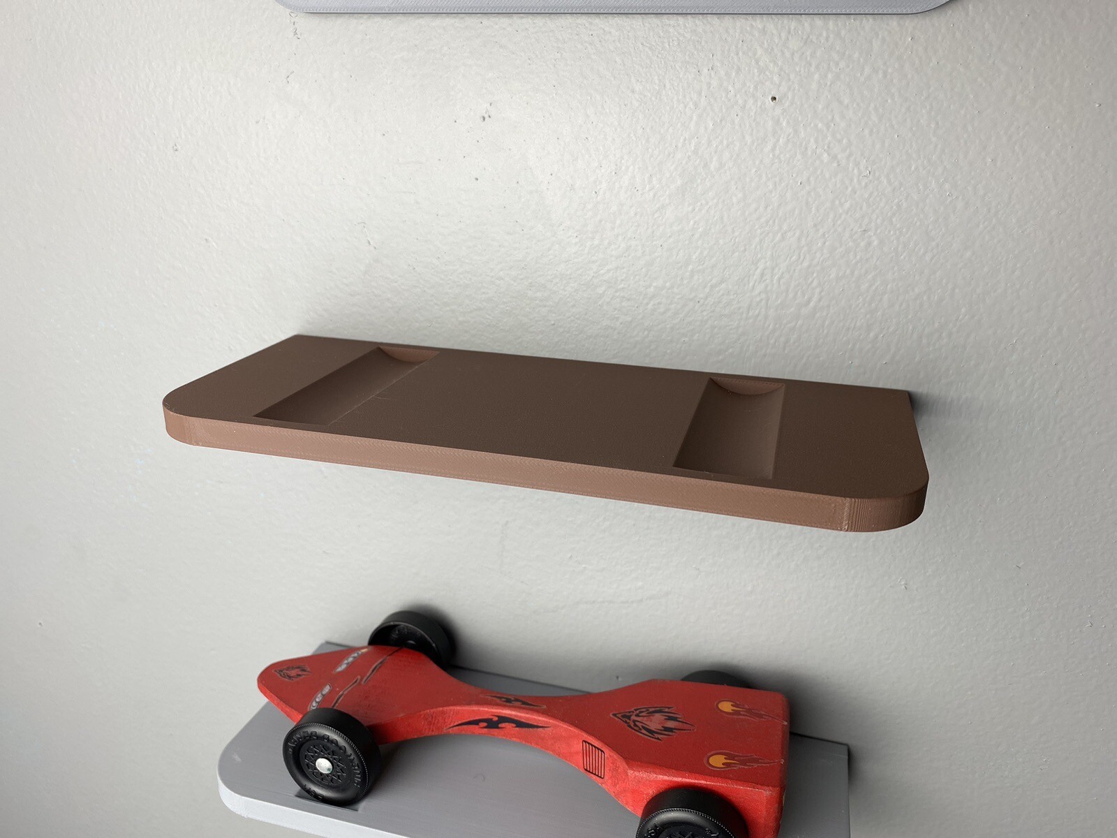 Model Derby Car Display Shelf MADE IN USA - Image 5