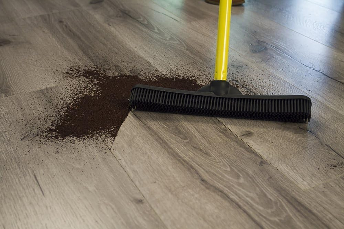 Escoba de goma original para pelo de mascota con escobilla de goma, con mango telescópico de 58" para coche- - Image 5