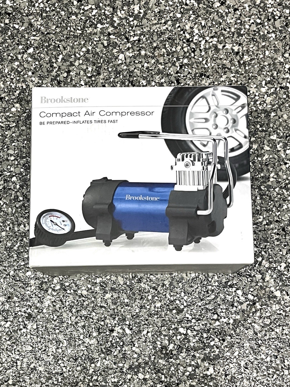New Brookstone Automotive Tire Compact Air Compressor 12V Car Outlet NOS