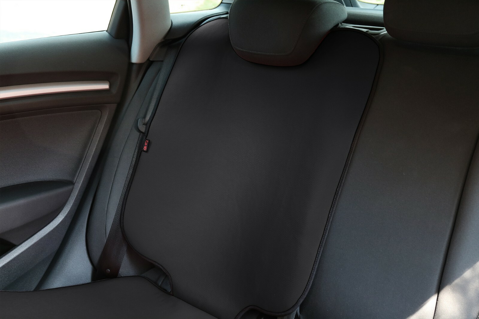 Funda de cuero artificial debajo del asiento infantil protector de asiento de coche de bebé- - Image 2