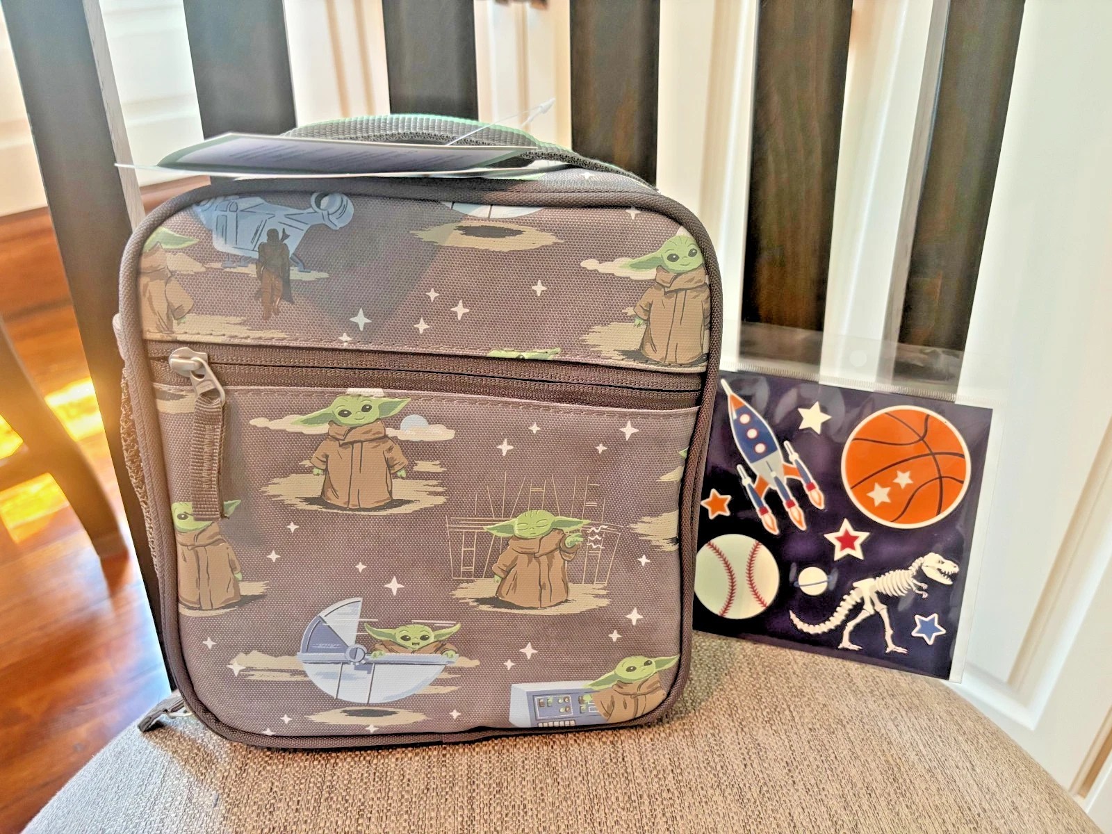 Caja de almuerzo escolar Pottery Barn para niños vacaciones Disney viaje STAR WARS GROGU regalo SE- - Image 3