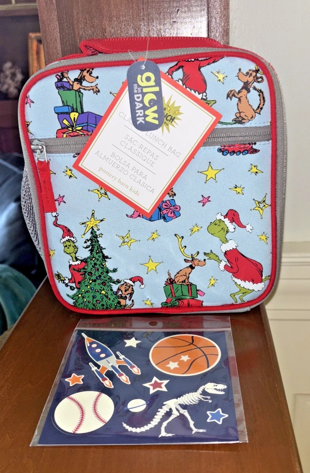 Juego de regalo Pottery Barn Niños Lonchera Escolar Vacaciones Disney Viaje GRINCH MAX BALL-