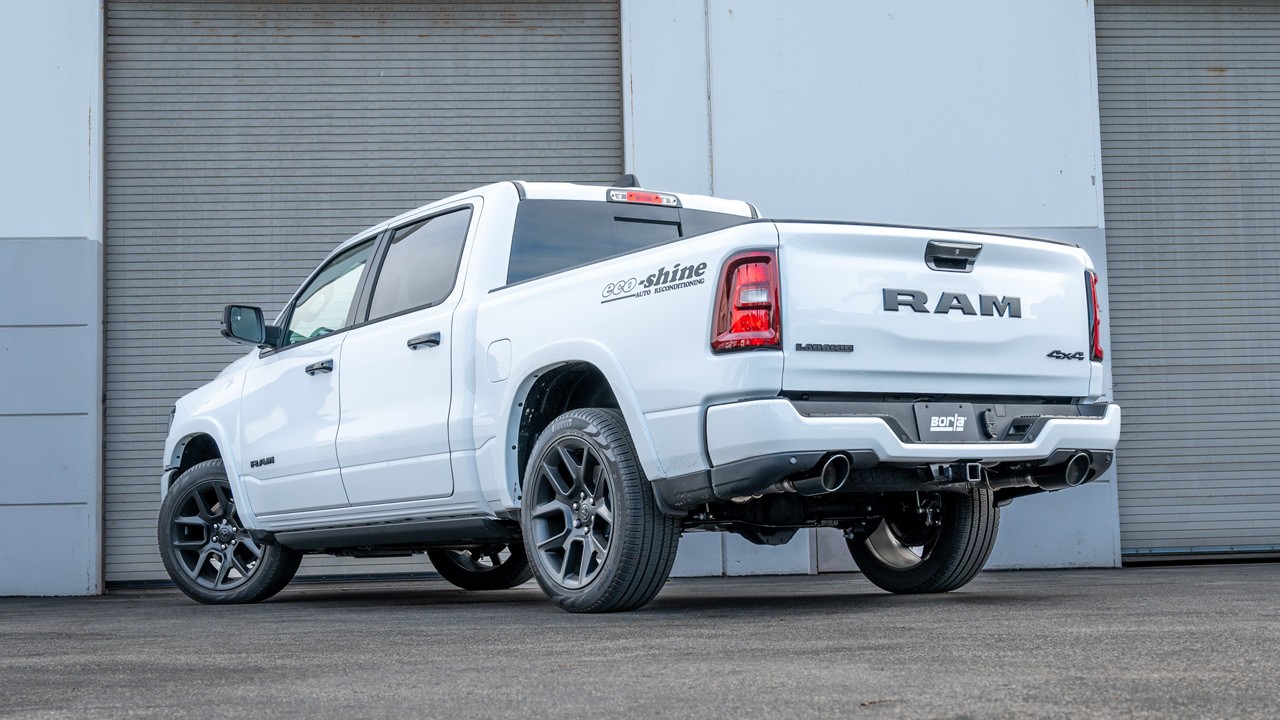 Kit de punta de escape Borla cromo negro para 2024-2025 RAM 1500 3,0 L V6-