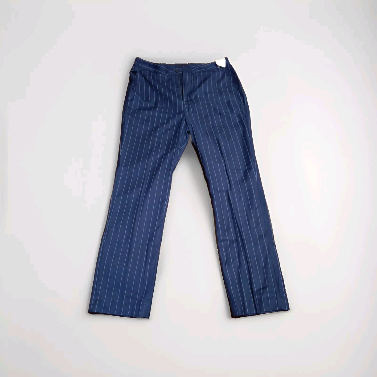 Traje a rayas azul marino hecho a medida para mujer- - Image 3