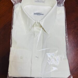 Camisa de vestir crema hecha a medida (ajuste regular, puño regular)-