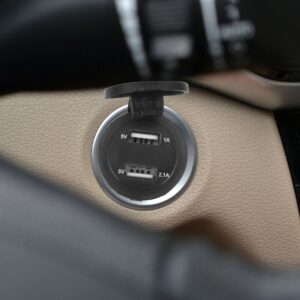 Componentes de carga automotriz puerto USB accesorios para scooter eléctrico-