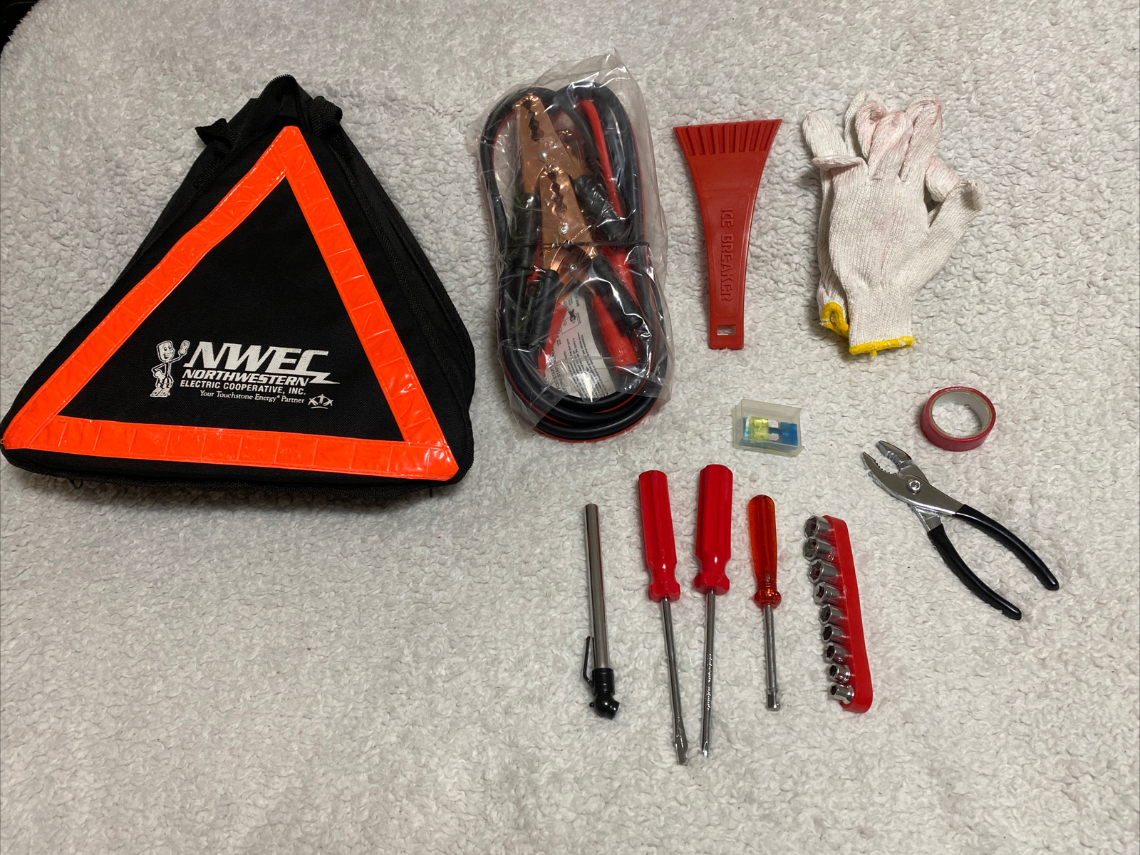 Roadside Deluxe Car Emergency Kit - Jumper Cables, Tools And Accessories - NWEC - Image 4