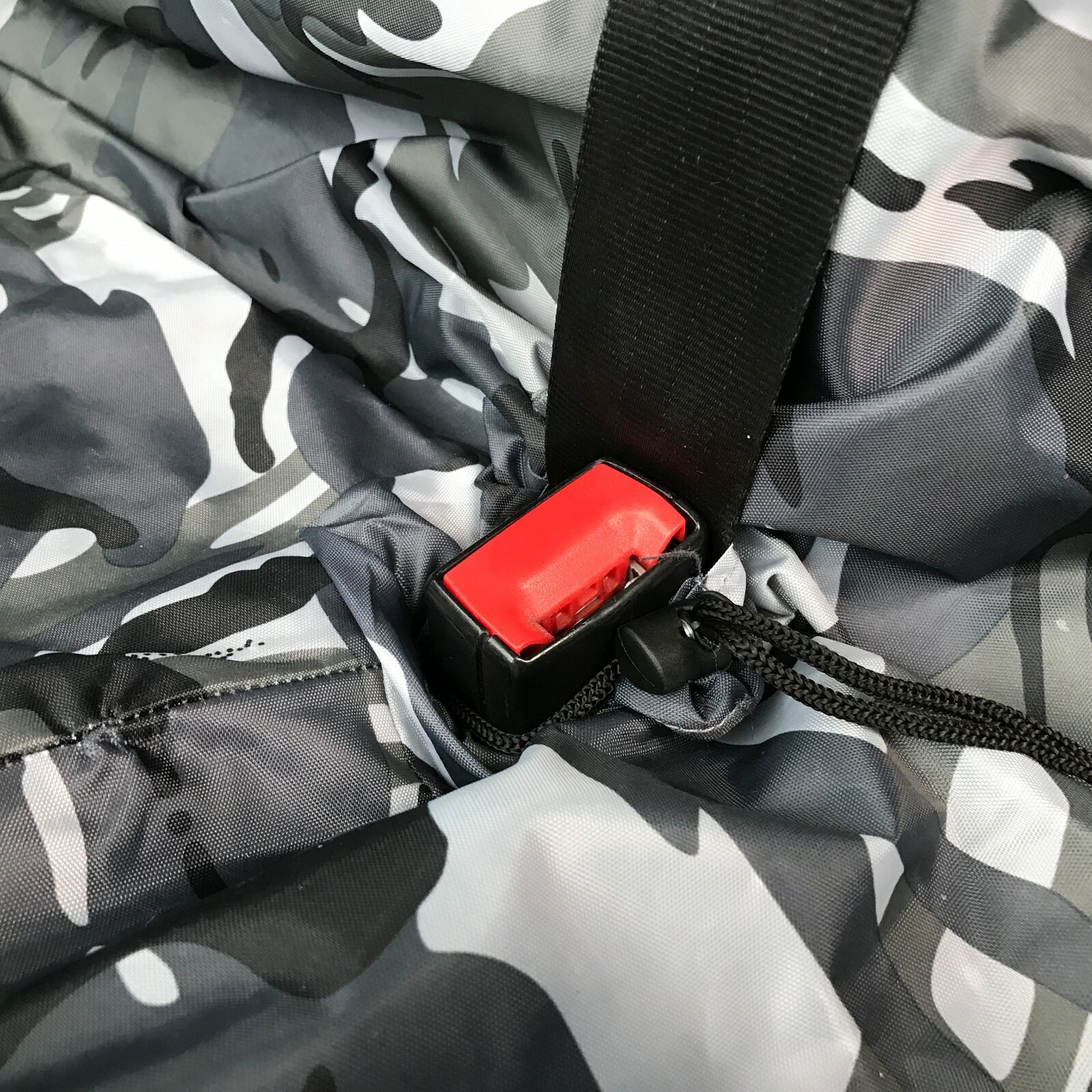 Funda de asiento de furgoneta Shield Autocare © resistente al agua gris camuflaje 2+1- - Image 3