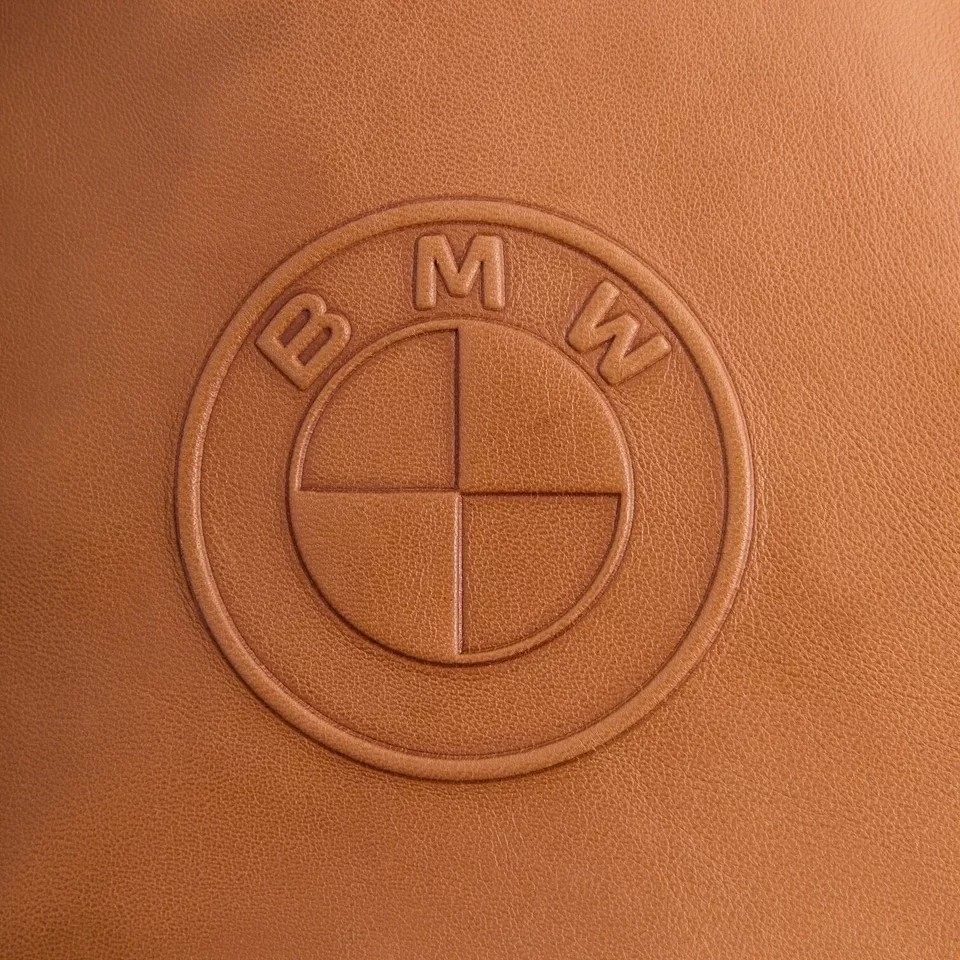 Chaqueta Hawthorne de cuero Kith para BMW | Chaqueta de cuero BMW marrón tostado bombardero |- - Image 3