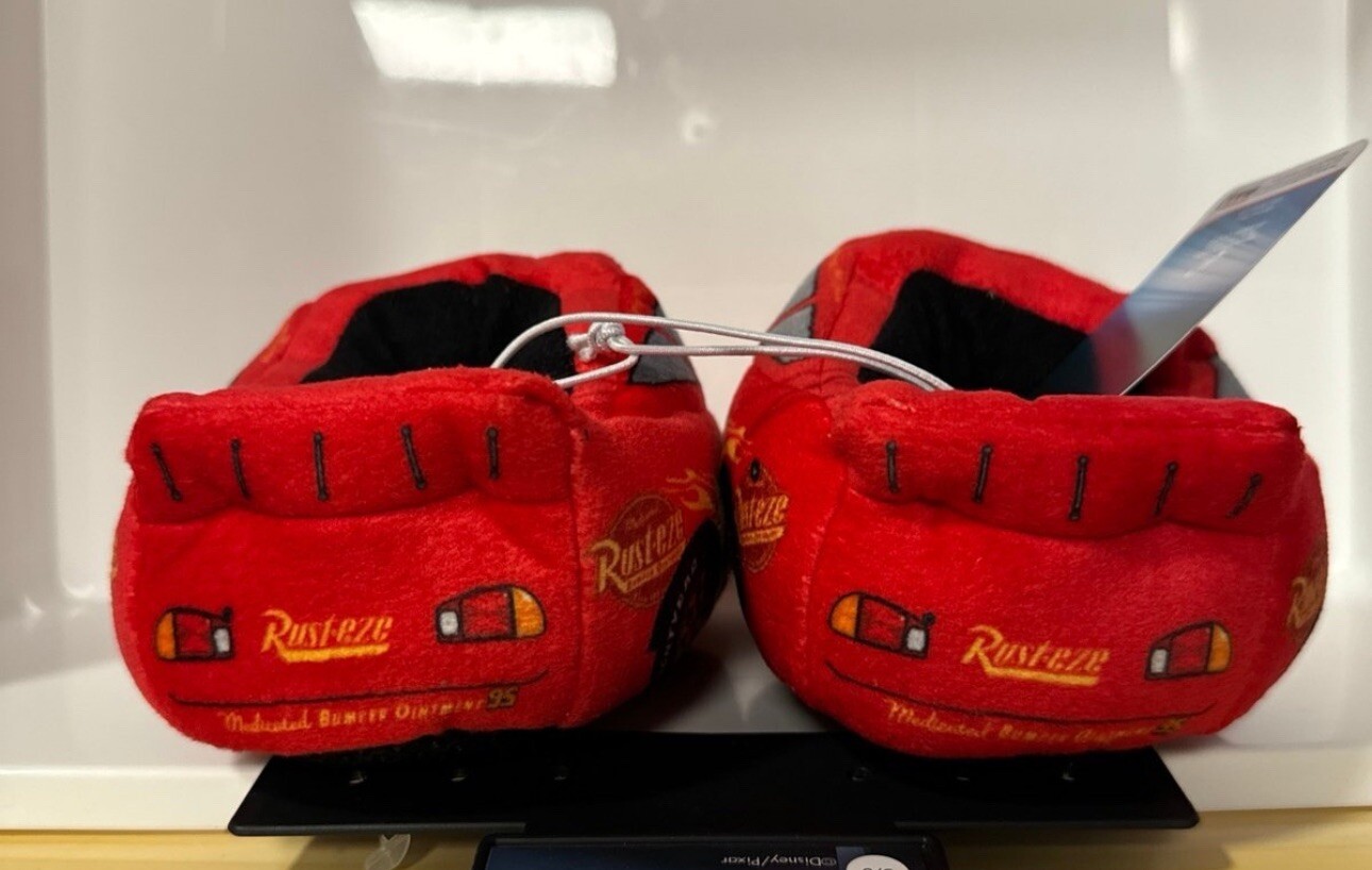 Disney Pixar Cars Niños Rayo McQueen Peluche Casa Zapatos Sin Cordones talla 7/8- - Image 4