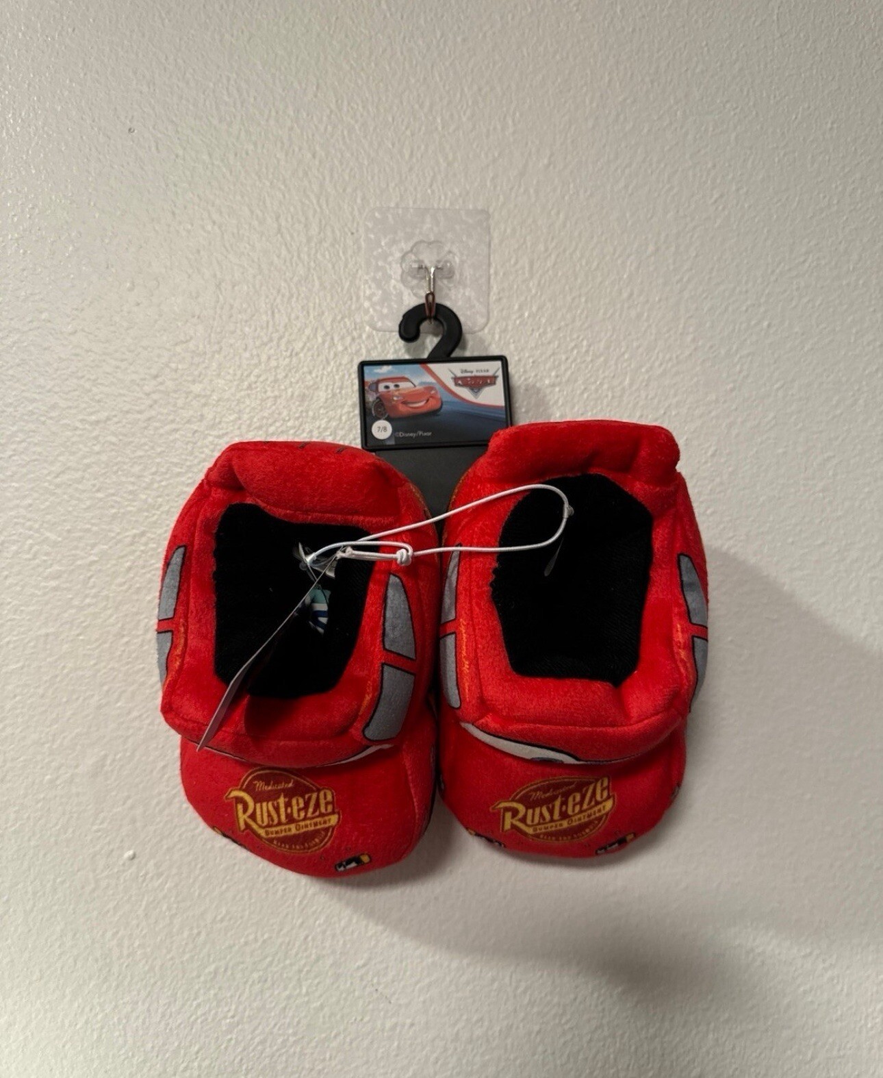Disney Pixar Cars Niños Rayo McQueen Peluche Casa Zapatos Sin Cordones talla 7/8- - Image 5