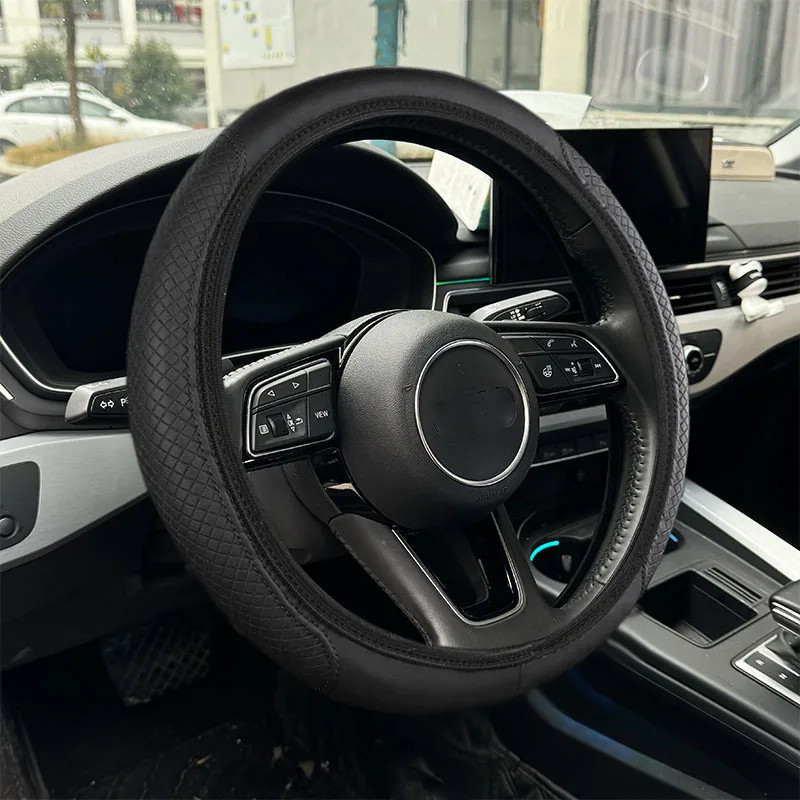 Una cómoda cubierta de volante automotriz elástica elastomérica PU suave- - Image 3