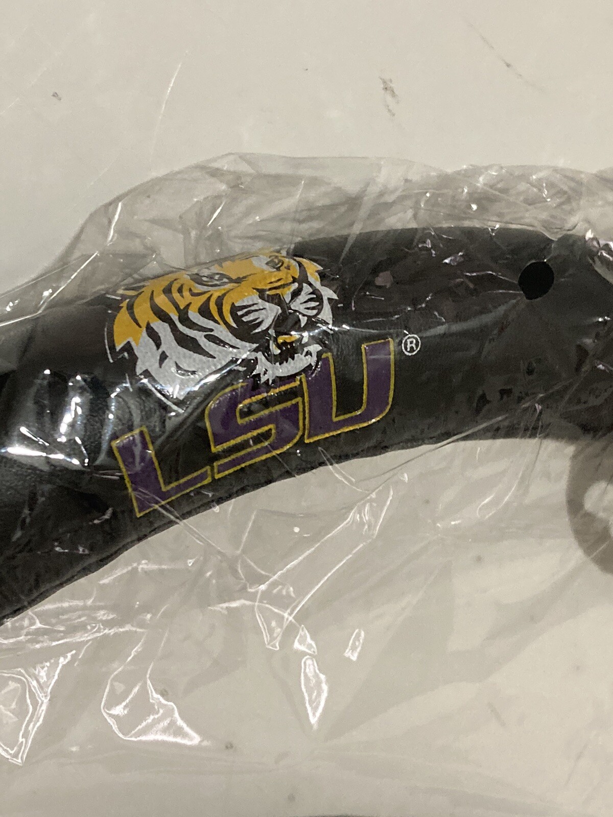 Cubierta de volante de coche universitario Pilot Automotive cuero negro Louisiana LSU- - Image 3