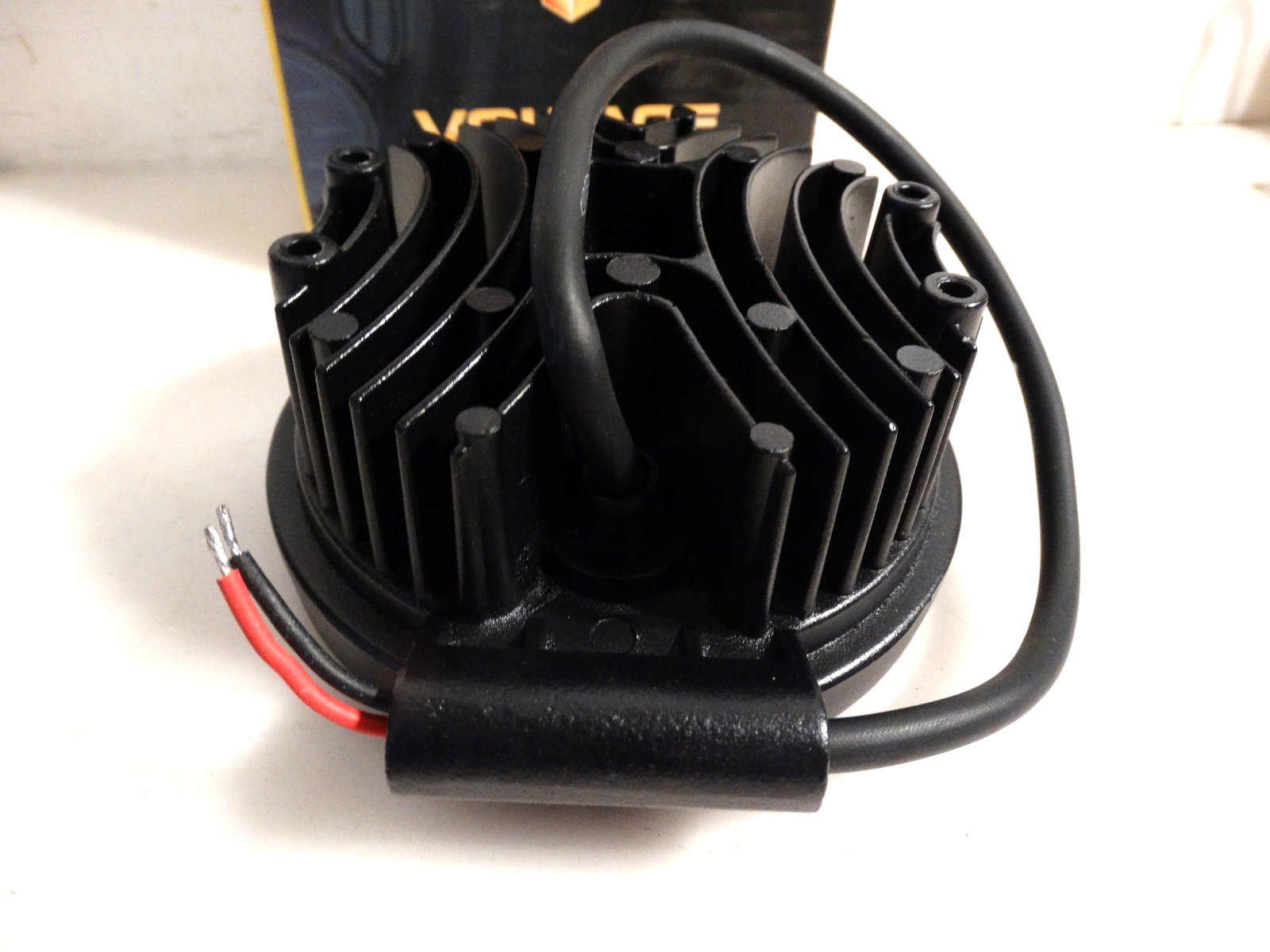 4 inch Round 27W Slim LED Work Light Flood Light Voltage Automotive - Image 3