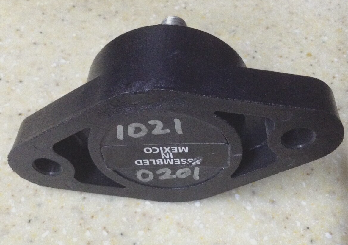 ELECTICAL GROUNDING BLOCK BUS, AUTOMOTIVE, MOTORCYCLE 3/8 BOLT ON PLASTIC BASE - Image 3