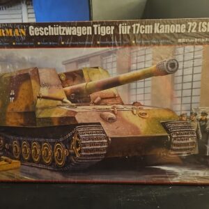 Trompetista Alemán Geschutzwagen Piel de Tigre 17cm K72 SELLADO INTERIOR 1/35-