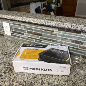 Cargador de batería marino a bordo digital Minn Kota MK1060 protege las baterías-