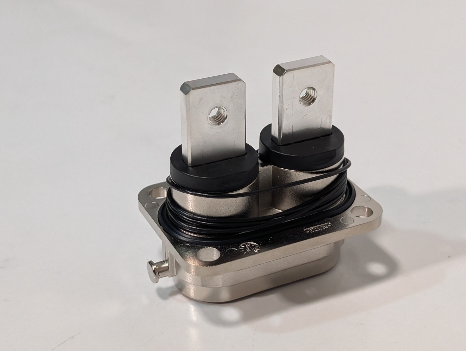 Enchufe conector cargador Amphenol Automotive HVMC2P12MV406 para EV y pila de combustible- - Image 3