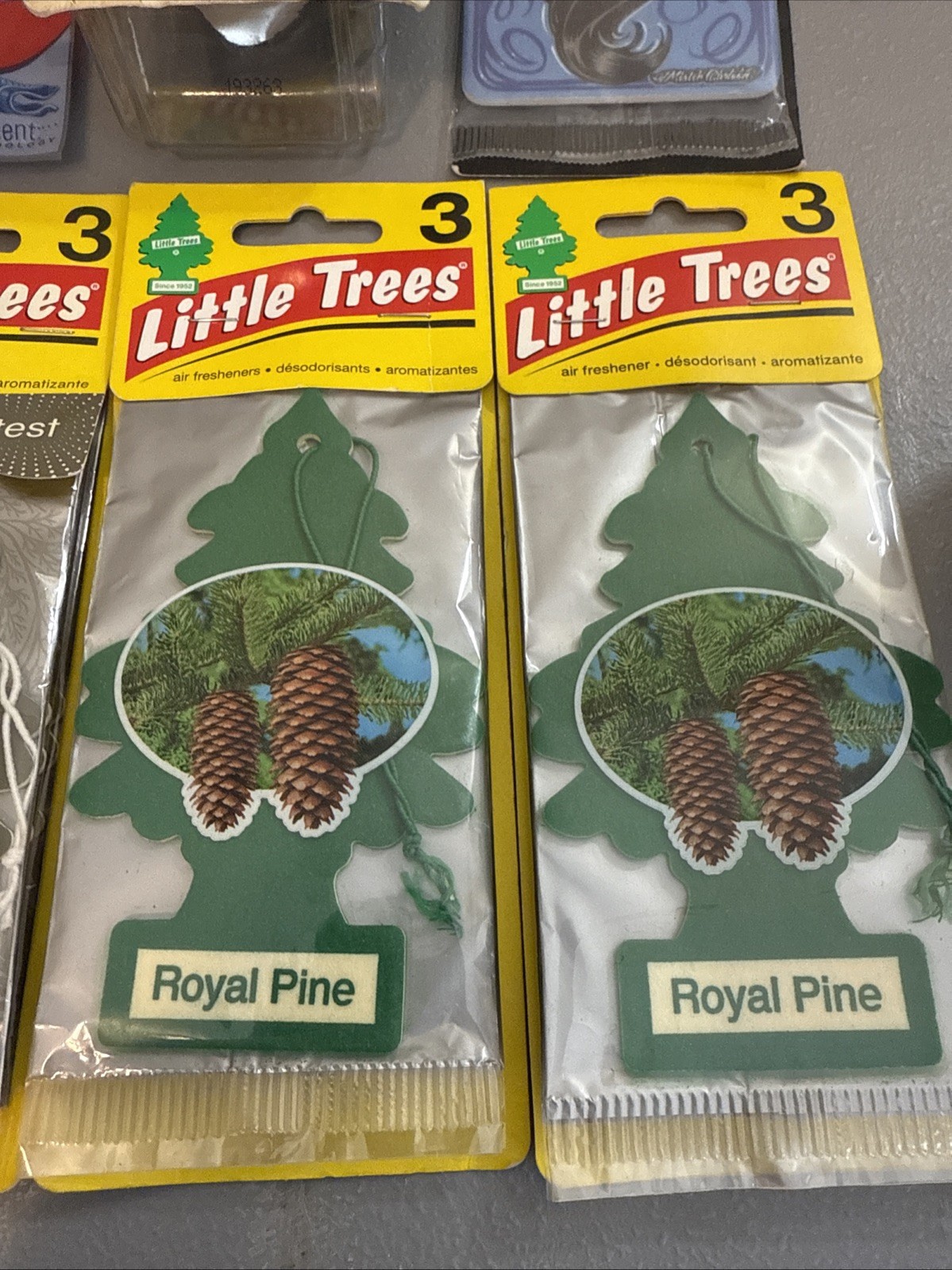 Ambientadores Little Trees Royal Pine y Sampler Pack- - Image 3