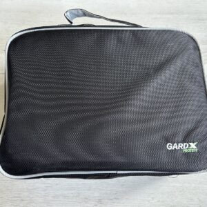 Protección GardX - Kit completo de limpieza para el cuidado del automóvil y bolsa de transporte de Mercedes - Nuevo-