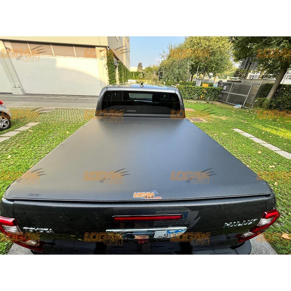 Tonneau Cover pour Toyota Hilux 2015-2025 Couvre Benne TOTAL BLACK Bâche Souple - Image 3