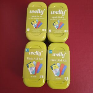 Juego de 4 botiquines de primeros auxilios Welly 24 piezas en cada kit caducados nuevos precintados-